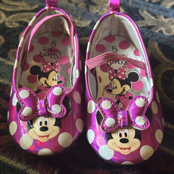 Minnie Mouse flats - Picture 2 of 2